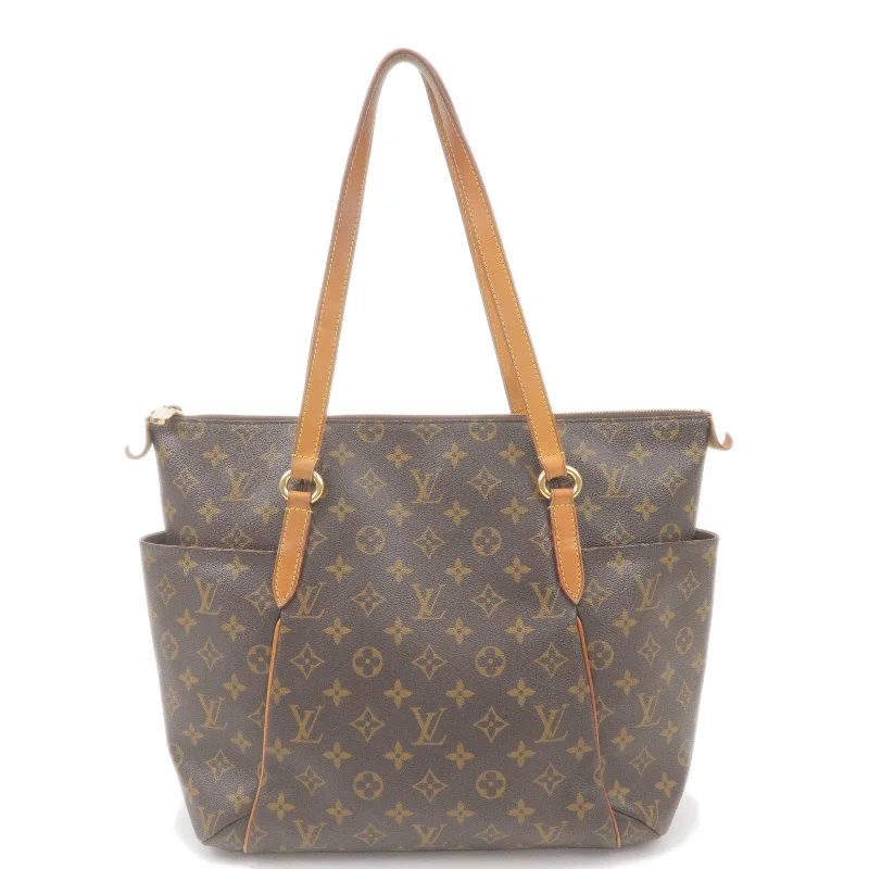 Louis Vuitton crossbody bags with a keychain holder for practicalityLouis Vuitton Monogram Totally MM Tote Bag M56689