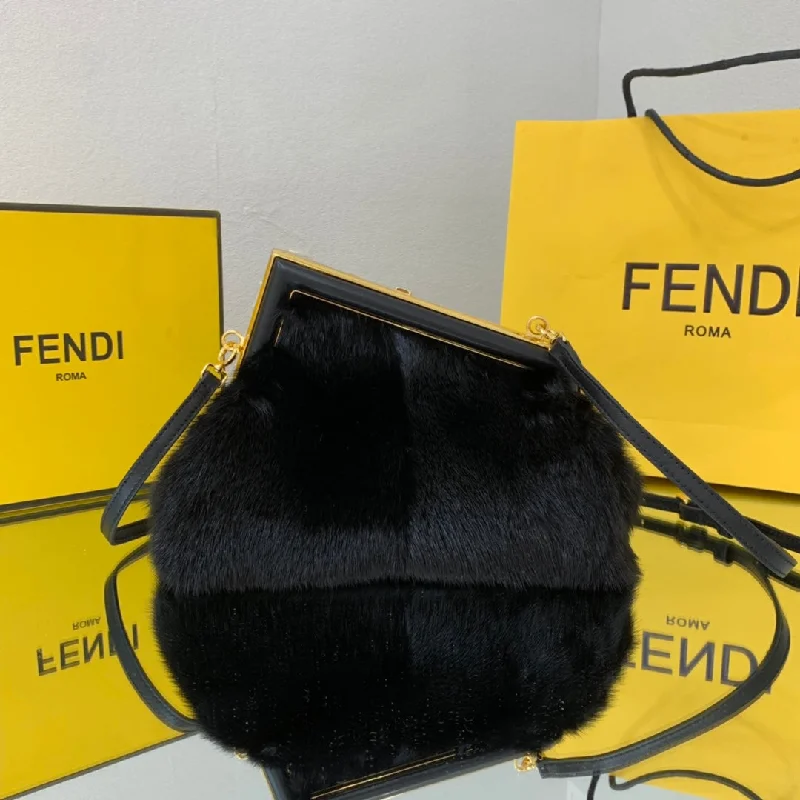 Ladies Fendi Peekaboo bags with a front - pocket organizer for quick access to essentialsFendi Luxury Bag - FED - 329