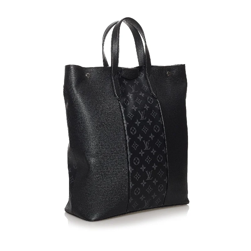 Louis Vuitton Alma bags with a detachable shoulder strap for versatilityBlack Louis Vuitton Taigarama Outdoor Tote