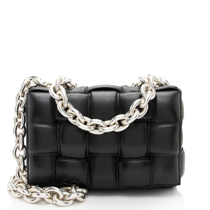 Bottega Veneta bags inspired by Italian craftsmanshipBottega Veneta Lambskin Cassette Chain Maxi Shoulder Bag (SHF-JbNRjz)