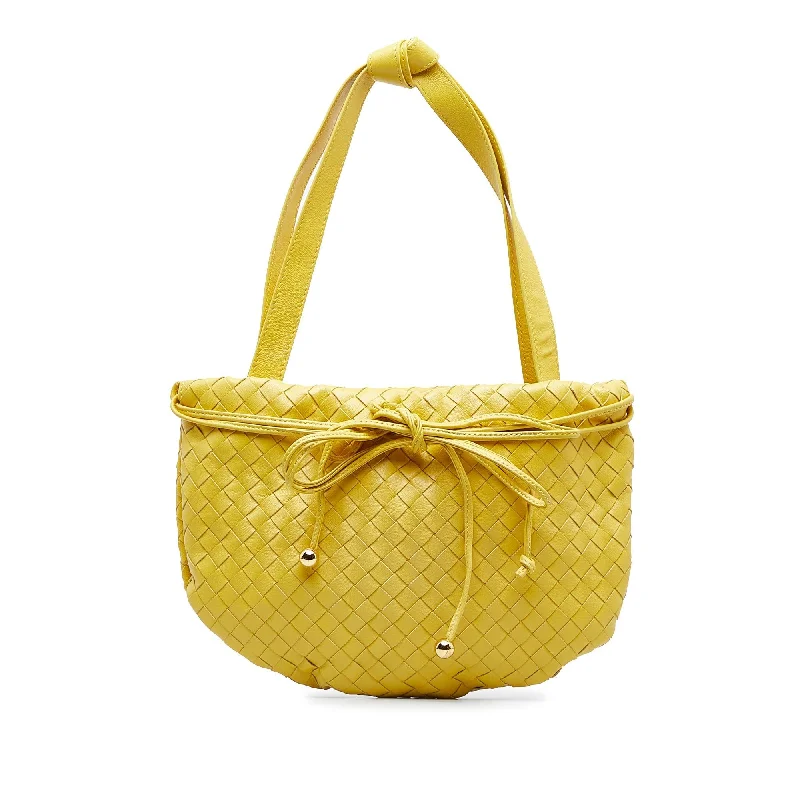 Bottega Veneta classic intrecciato bags in blackBottega Veneta Small Intrecciato The Bulb (SHG-relLrW)