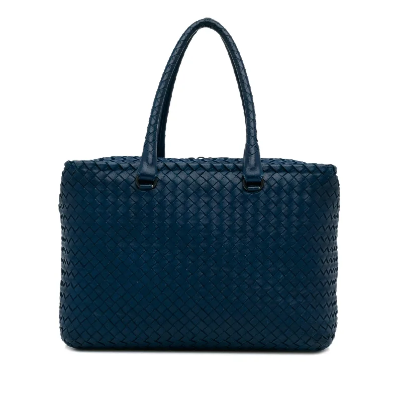 Bottega Veneta bags with chain - link detailsBottega Veneta Intrecciato Tote Bag (SHG-3ZYX4x)