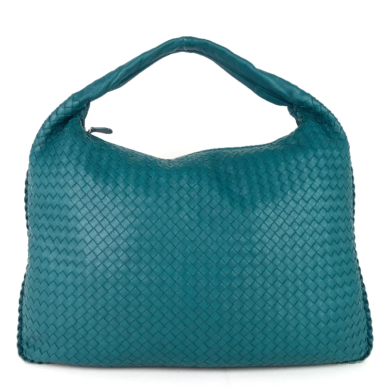 Bottega Veneta bags for sports eventsMaxi Veneta Intrecciato Nappa Leather Bag