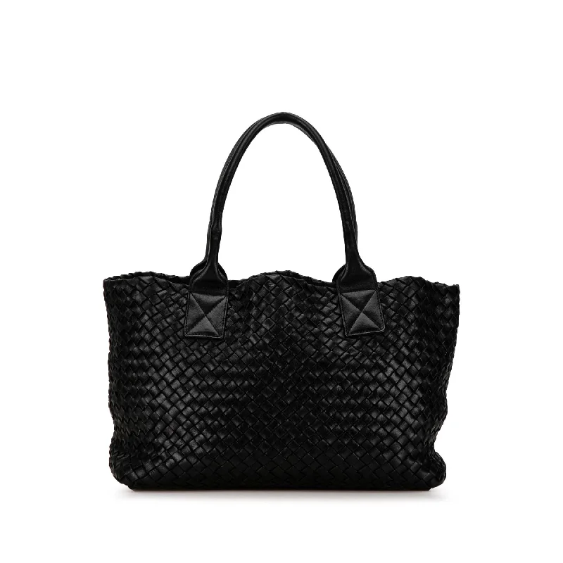 Bottega Veneta bags for home decor enthusiastsBottega Veneta Small Intrecciato Cabat Tote (SHG-bjW6cs)