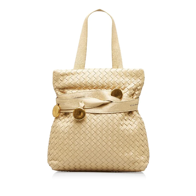 Bottega Veneta bags for meditation retreatsBottega Veneta Intrecciato Fold Handbag (SHG-jvkotz)