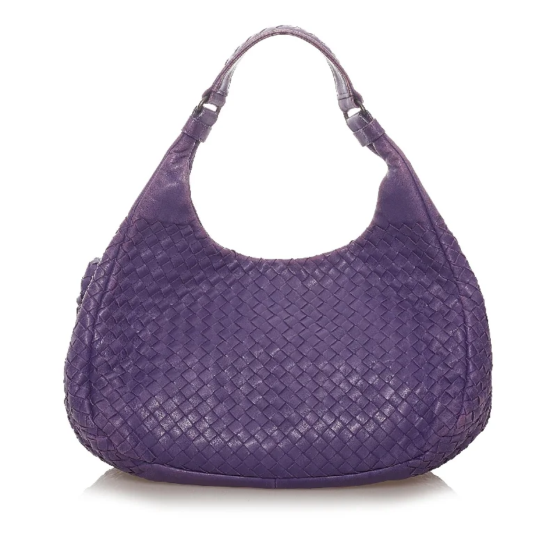 Bottega Veneta bags with magnetic snap closuresBottega Veneta Intrecciato Campana Leather Hobo Bag (SHG-27416)