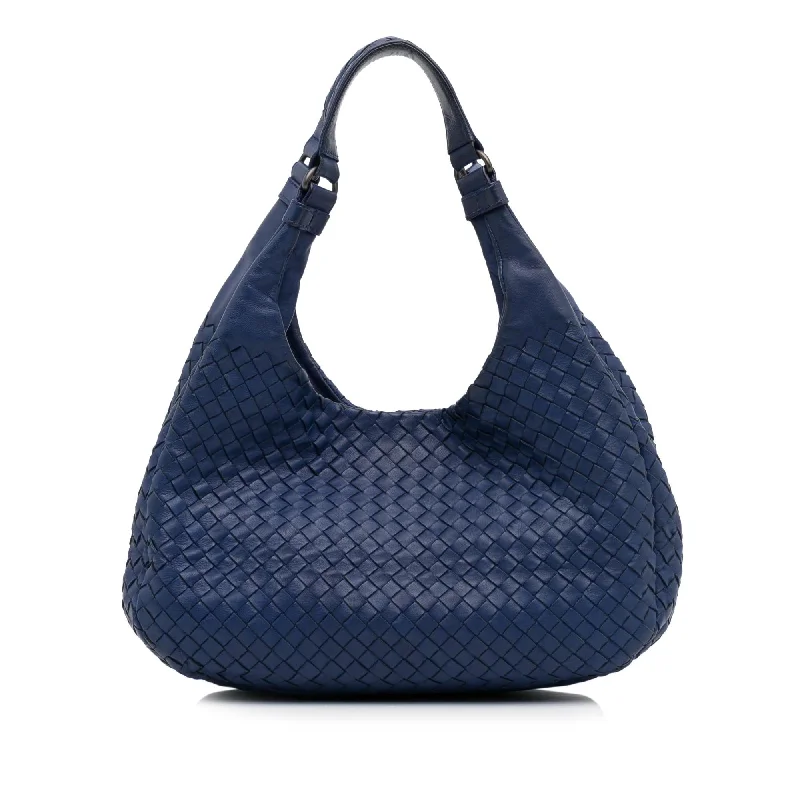 Bottega Veneta bags with magnetic snap closuresBottega Veneta Medium Intrecciato Campana (SHG-JLtjUT)