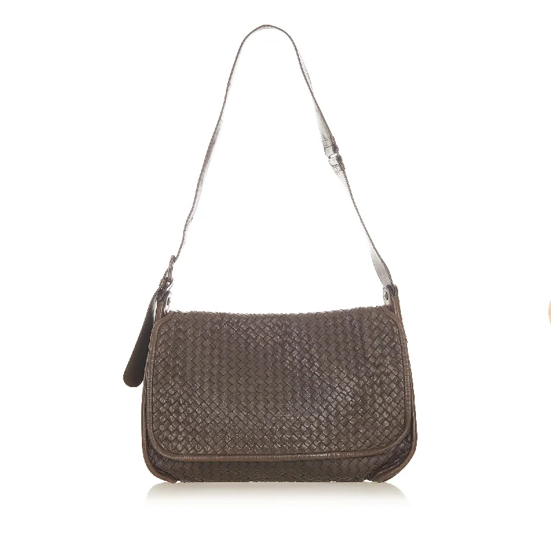 Bottega Veneta bags for meditation retreatsBottega Veneta Intrecciato Leather Crossbody Bag (SHG-19828)