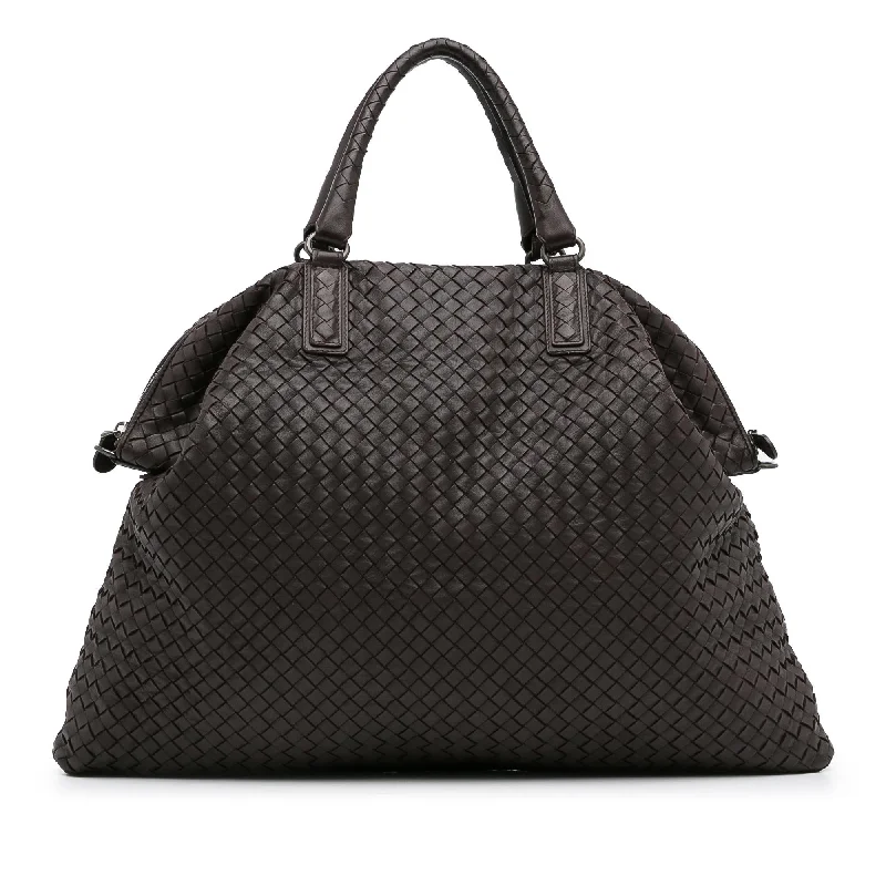 Bottega Veneta bags for sailing tripsBottega Veneta Maxi Intrecciato Convertible Tote (SHG-fgaSFB)