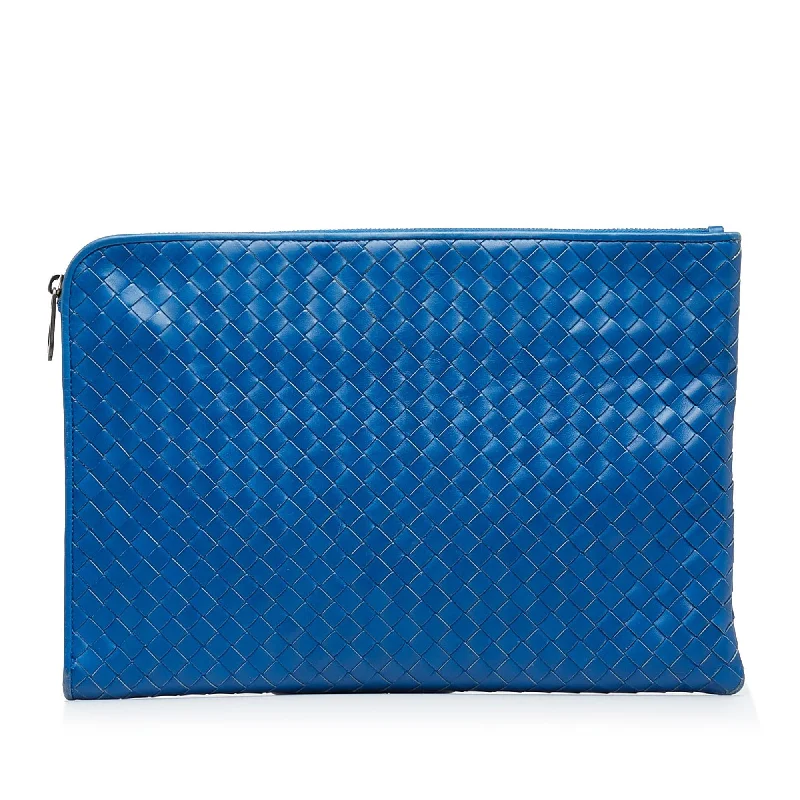 Bottega Veneta bags with drawstring closuresBottega Veneta Intrecciato Clutch (SHG-EKWRt7)