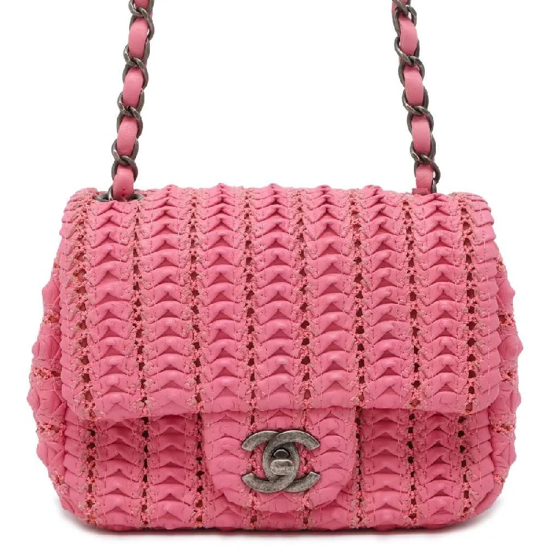 Chanel bags for women with minimalist styleCHANEL Cloche ChainShoulder Pink A68801 Leather Size Mini