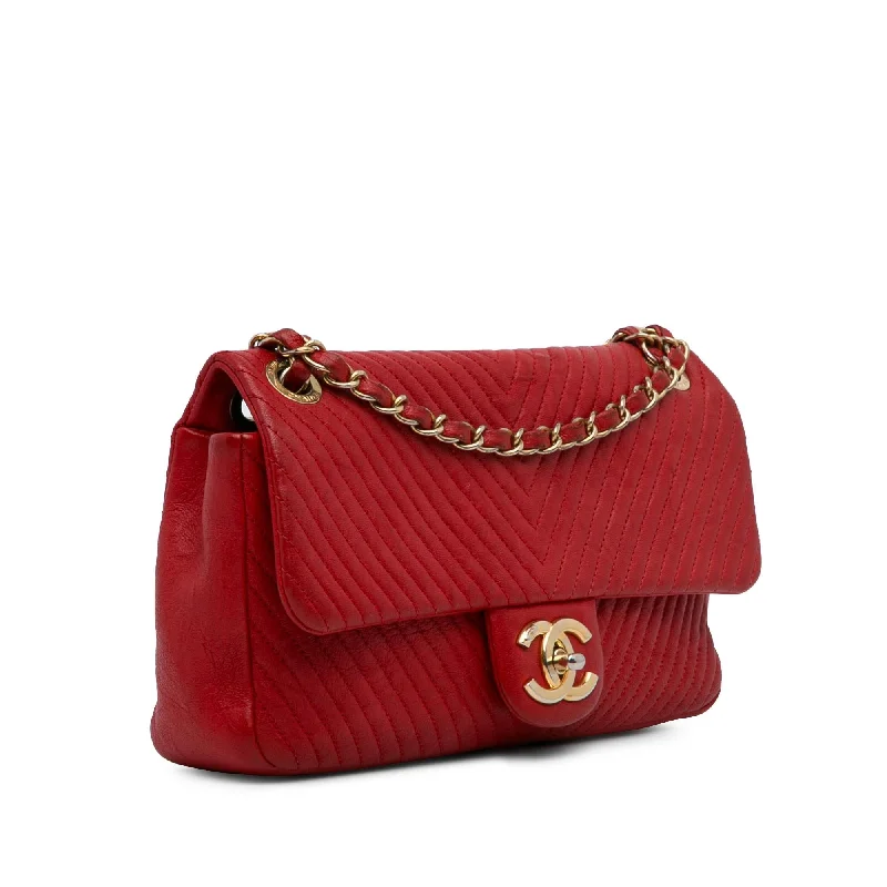 Chanel Classic Flap Bag for Evening PartyChanel Medium Wrinkled Calfskin Quilted Chevron Medallion Charm Surpique Flap (hytIzX)