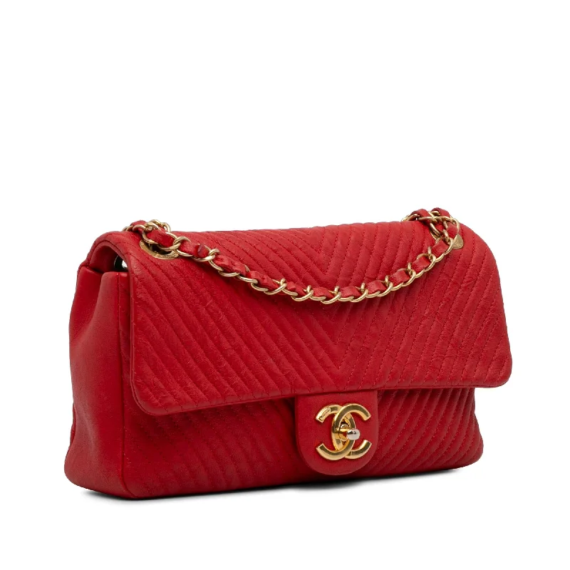 Chanel Colorful Handbag for Spring OutfitsChanel Medium Wrinkled Lambskin Chevron Medallion Flap (qDeD9g)