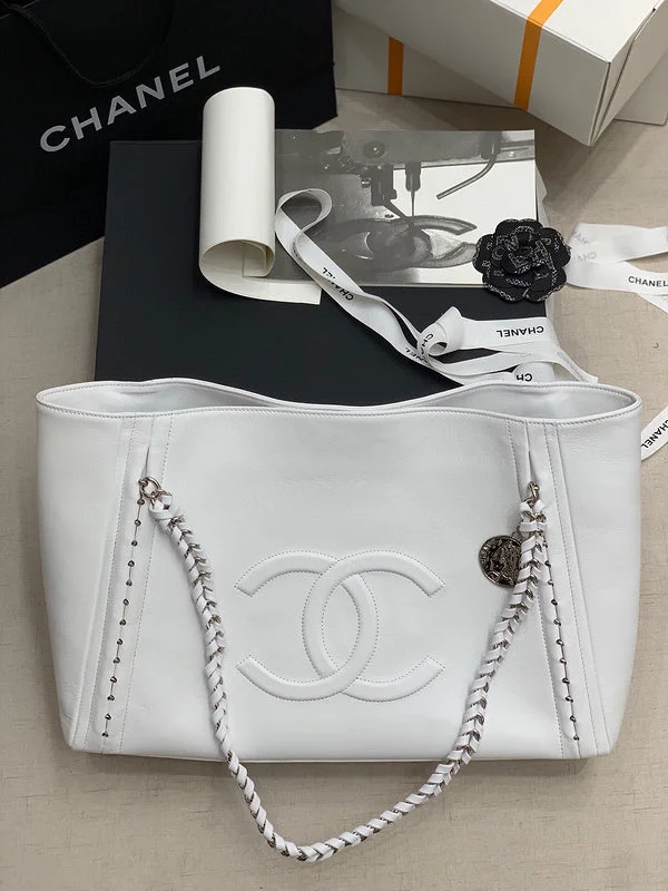 Chanel Lightweight Handbag for Daily ErrandsWF - Chanel Bags - 2527