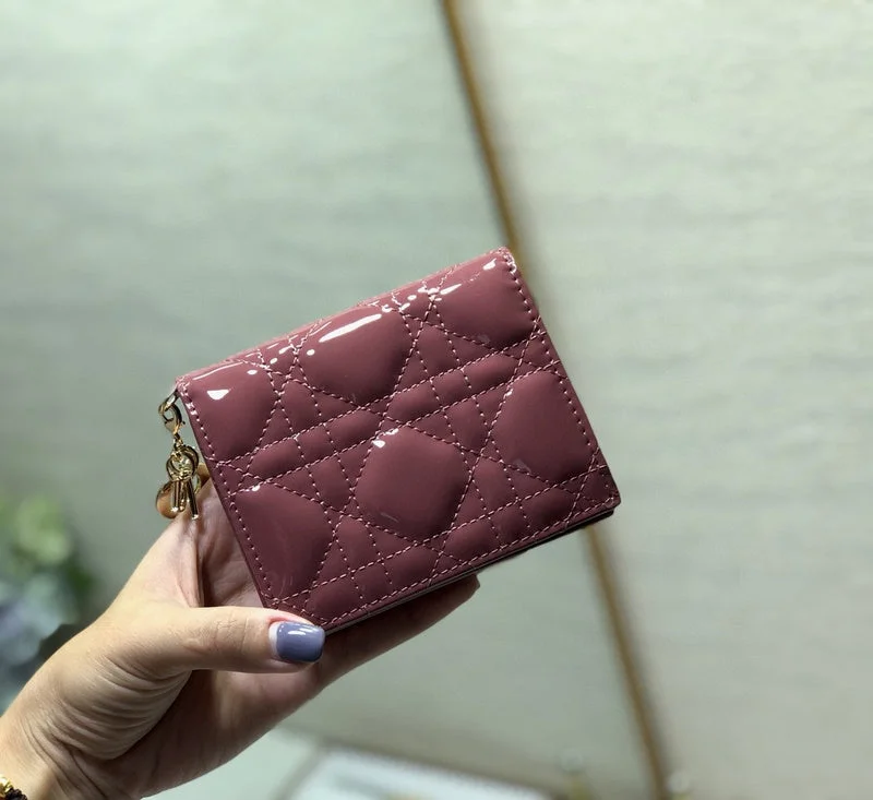 Christian Dior crossbody bags with a front - flap pocket for easy accessDior Bag