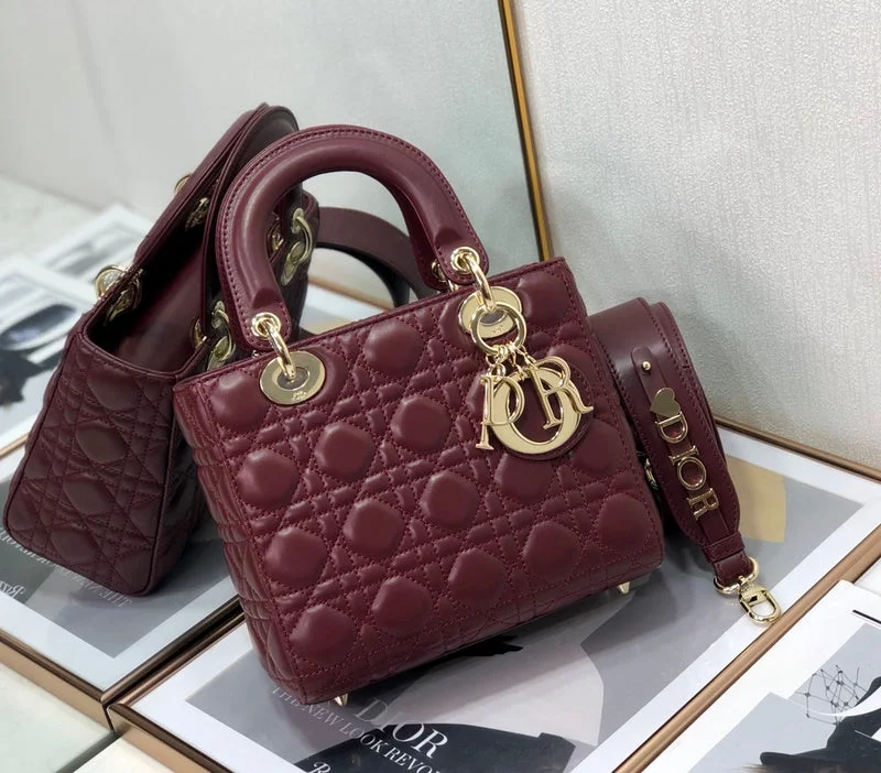 Christian Dior handbags with a detachable mirror for on - the - go touch - upsWF - Dior Bags - 178